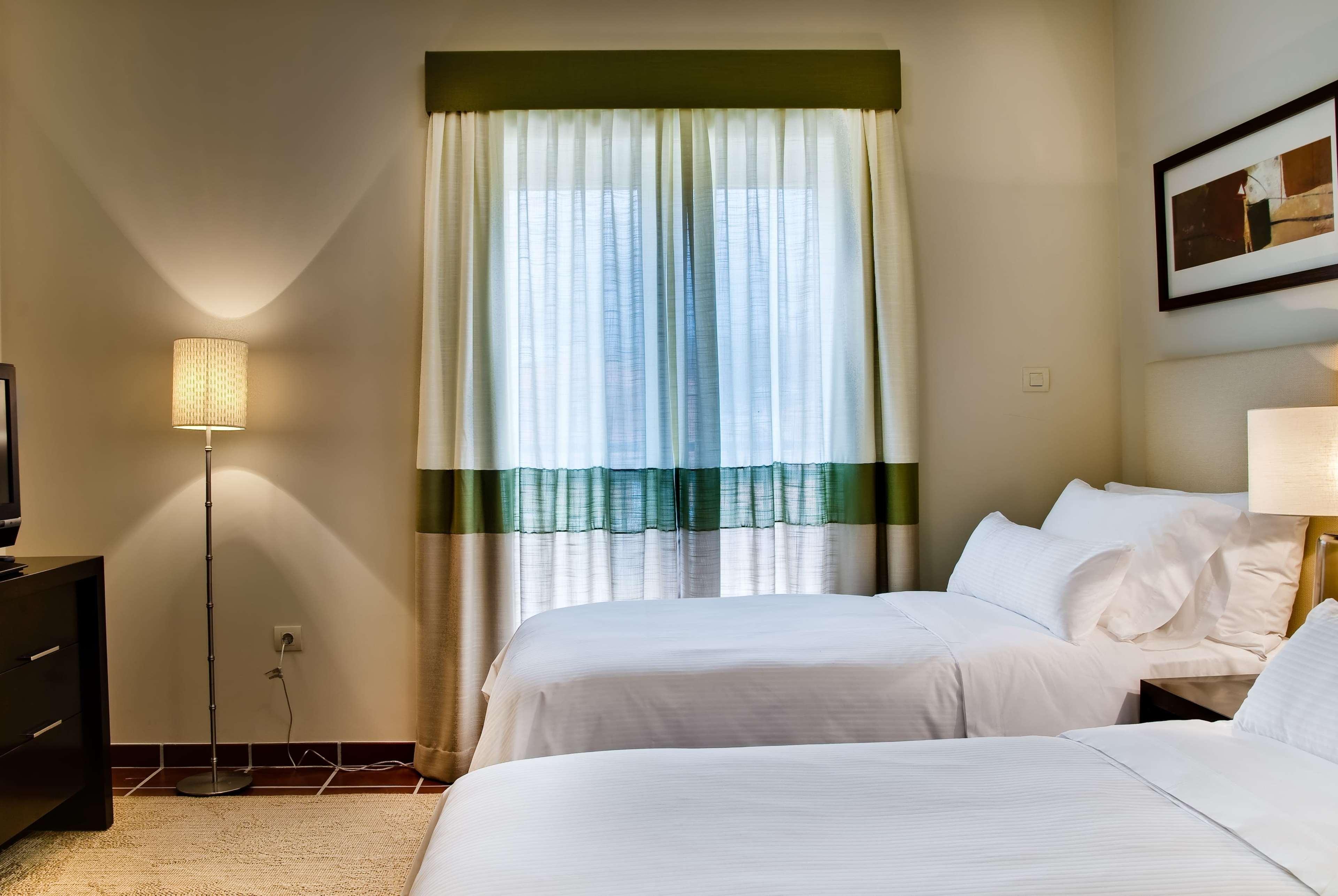 Dolce Camporeal Lisboa Turcifal Exterior photo A bedroom at the hotel